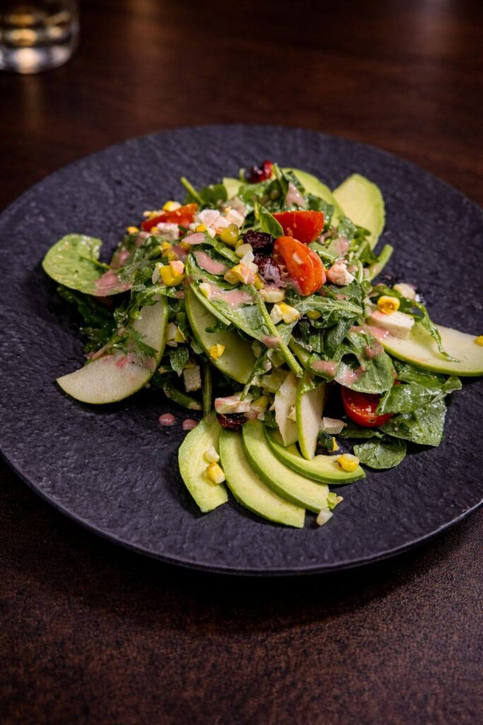 Healthy Dining Trends Shaping Fresh and Flavorful Restaurant Choices